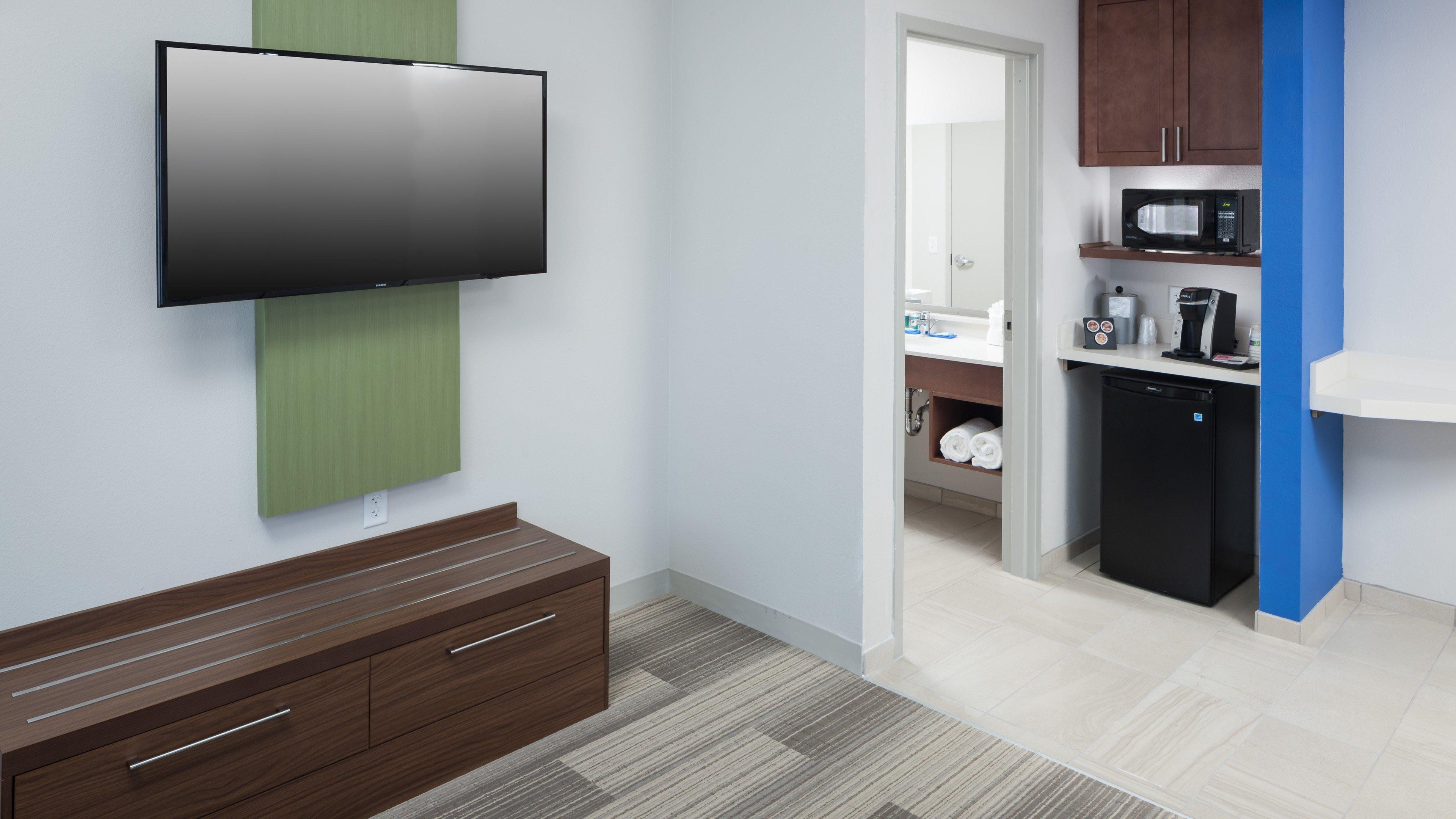 Williamsburg Holiday Inn Express & Suites - Orlando At Seaworld By Ihg מראה חיצוני תמונה